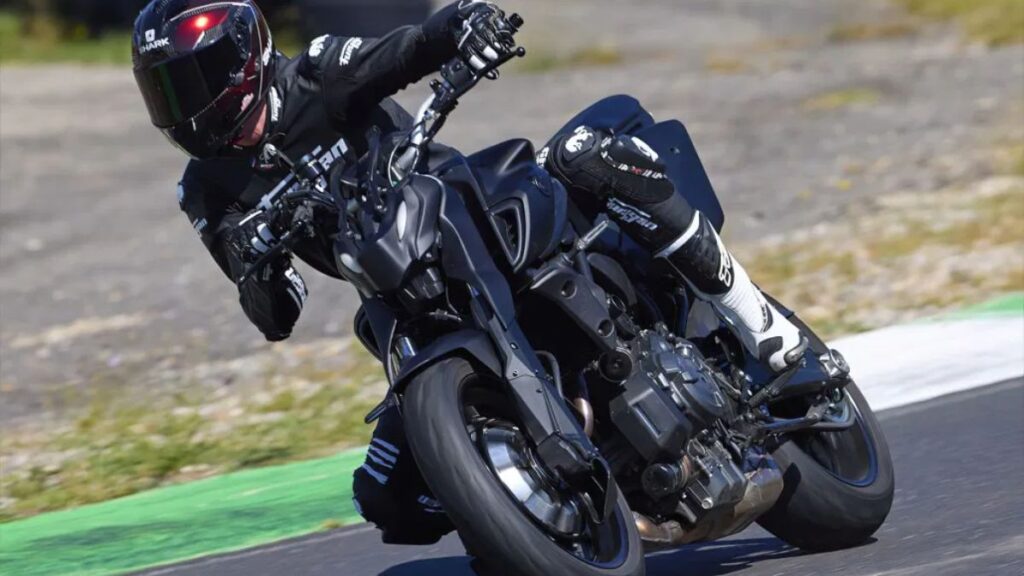 Furion M2 Hybrid Bike