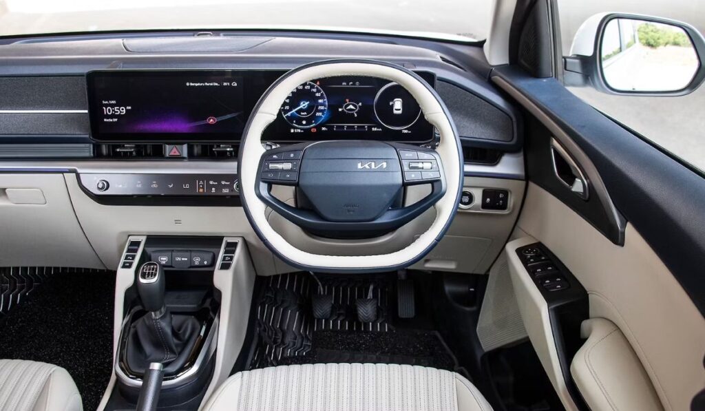 Mahindra XEV 9S vs Kia Carens Clavis EV