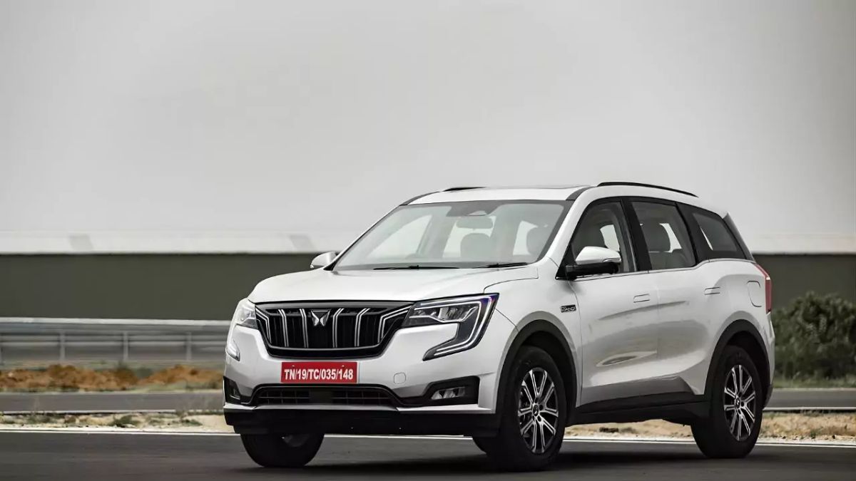 Mahindra XUV 7XO