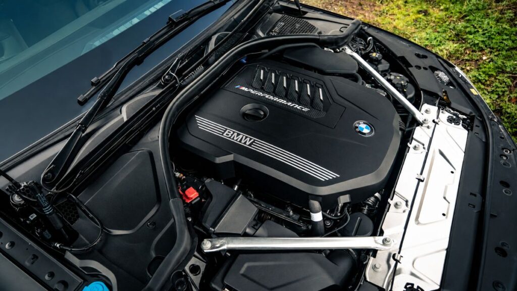 BMW M440i Convertible Engine